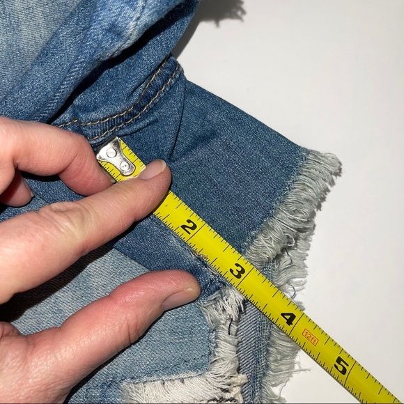 Alter’d State Denim Shorts Destructed Crochet 25 - Picture 12 of 16